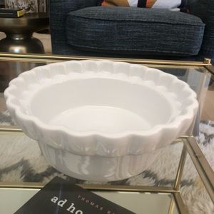 { CRATE & BARREL } SMALL BAKING DISH
